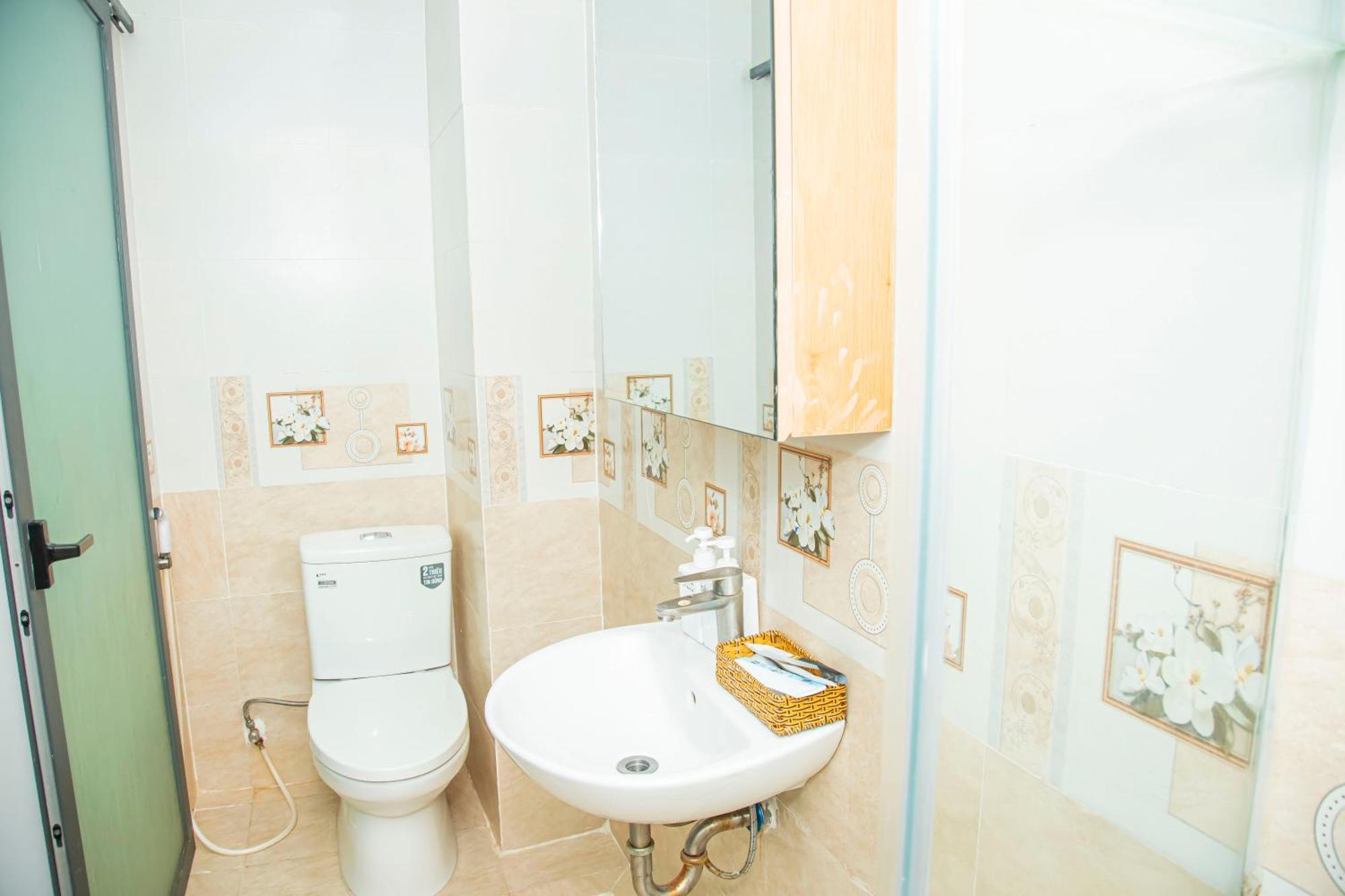 Gia Bảo Hotel Quận 7 TP. Hồ Chí Minh Ngoại thất bức ảnh